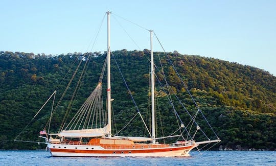  Sailing Gulet for 10 guests in  Bodrum Turkey 