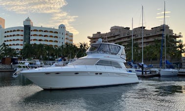 Iate a motor personalizado de 52 pés para alugar em Cabo San Lucas