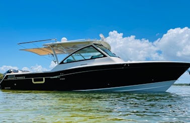 ''Razor's Edge'' Grady White Freedom 375 Motor Yacht Rental in Cape Canaveral, Florida