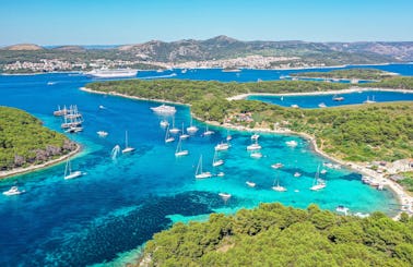 PRIVATE TOUR to HVAR & 4 ISLANDS from Split