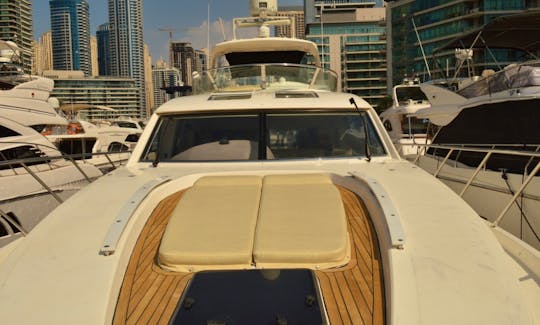 Private Luxury Yacht Charter in Dubai