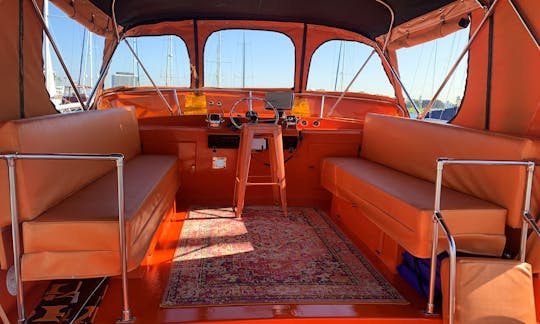 Tollycraft Tri Cabin 34’ Power Yacht In Marina Del Rey