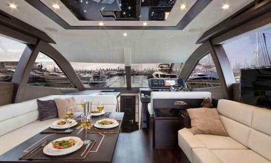 Galeon 550 FLY Luxury Yacht for Charter in العقبة