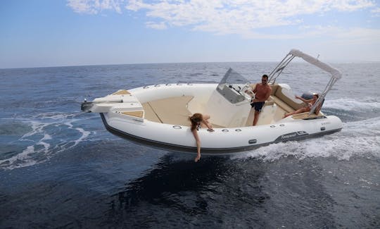 Alquiler de Capelli Tempest 775 SUN RIB 250HP en Can Pastilla, Illes Balears