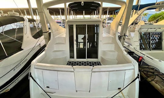 Captained Luxury Carver 350 Motor Yacht in Dunedin, FL