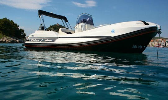 Zar 57 Well Deck Boat 150 Hp Rental in Can Pastilla, Illes Balears