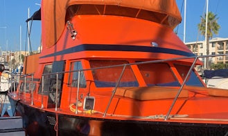 34’ Tollycraft Tri Cabin Motor Yacht for Charter in Marina del Rey