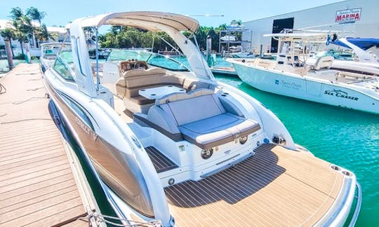 ''Serenita'' Formula 31 BR Motor Yacht Rental in Sarasota, Florida