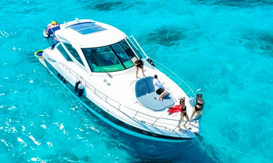 Cruiser Yacht Cupe Sport in Cancún and Isla Mujeres up to 20ppl 6hours min