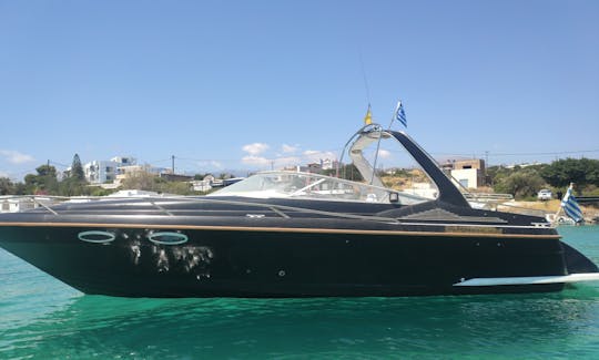 Beautiful Cabin Cruiser for charter in Agios Nikolaos