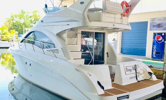40' Sea Ray Motor Yacht Luxury - Spectacular Flybridge!