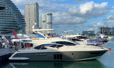 Unique Experience Luxury New Azimut 54 ft in Cancún and Isla Mujeres
