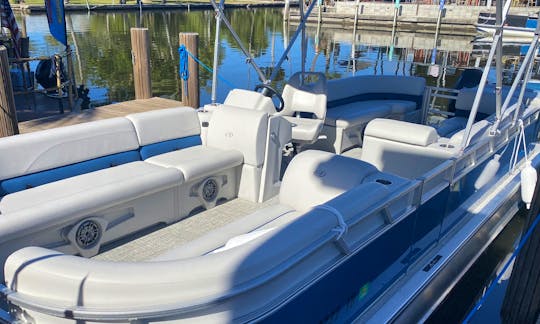 25' Avalon With 150 Hp New 2022