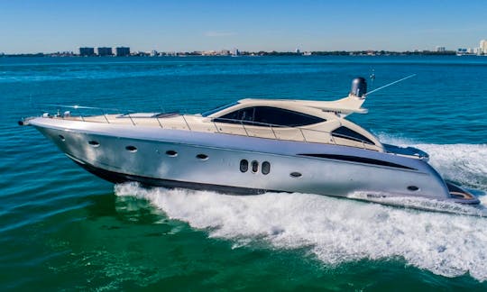 lets cruise Miami in style in Italian Yacht 70’ For 13 Special People!