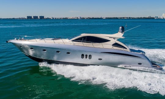 lets cruise Miami in style in Italian Yacht 70’ For 13 Special People!