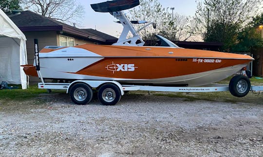 Stunning Axis A-22 Surf Boat Rental in Austin, Texas with captain and fuel included