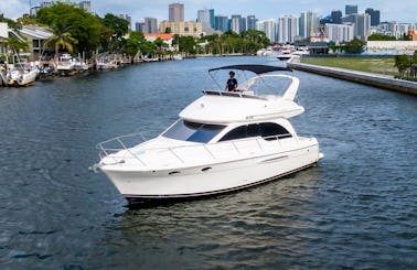 MERIDIAN 38' Let us take your experience on the water to next level.
