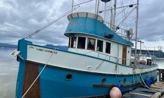 Beautiful Fishing Boat for any activity in Cowichan Bay