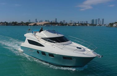 Silverton 48ft Flybridge Yacht (Miami Beach Marina)