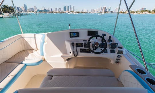 Silverton 48ft Flybridge Yacht (Miami Beach Marina)