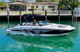 "Astra" Monterey M6 27ft Bowrider for Sandbar Exploring and More in Miami
