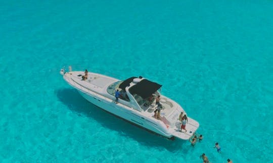 Charter this amazing Sea Ray 60 ft Yacht in CANCUN for 20 guests   FREE JETSKI seadoo