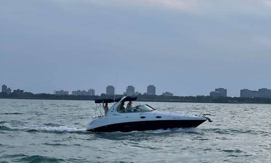 Capitán Sea Ray Sundancer de 31', diversión en Chicago a bordo