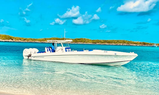 Luxury Midinght Express 39
Center Console seats 18 passengers comfortably!