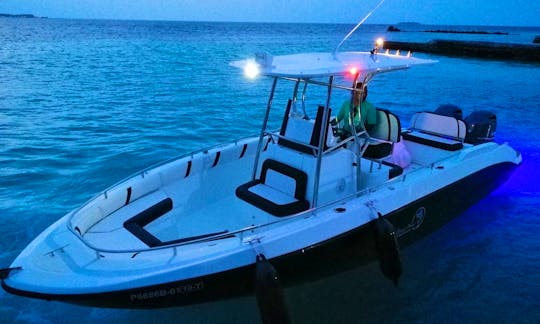 26' Center Console Fishing Trips in AA atoll.