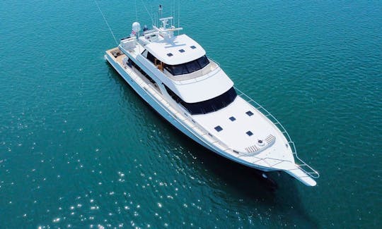 90' Yacht Fisher, Fish in Style and Comfort.