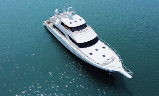 90' Yacht Fisher, Fish in Style and Comfort.