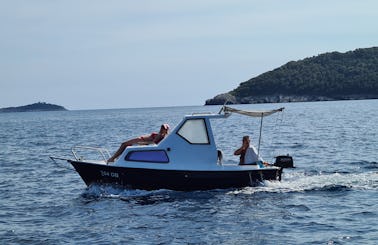 Istranka 5.2m Boat with Outboard Enginge for Rental in Sustjepan
