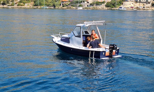 Istranka 5.2m Boat with Outboard Enginge for Rental in Sustjepan