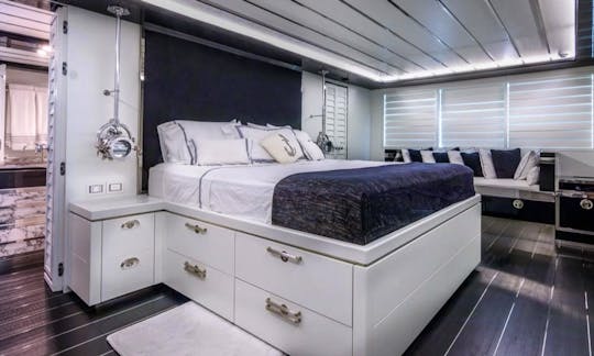 121ft Tecnomar Power Mega Yacht: The Best, Luxurious & Modern Yacht Miami Has To Offer