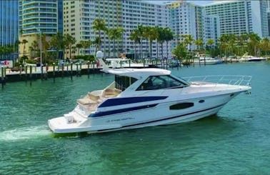 💥Hit the Water in Style with this Regal 46' for up to 12 guests in Miami