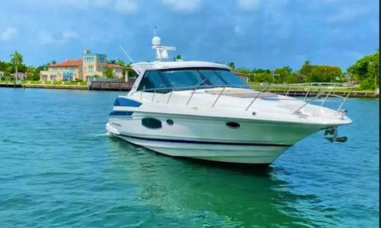 💥Hit the Water in Style with this Regal 46' for up to 12 guests