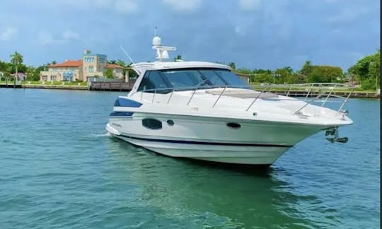 💥Hit the Water in Style with this Regal 46' for up to 12 guests in Miami