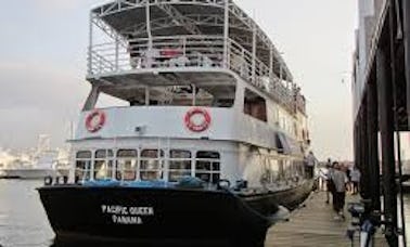 Canal Partial Transit Tour in Panamá