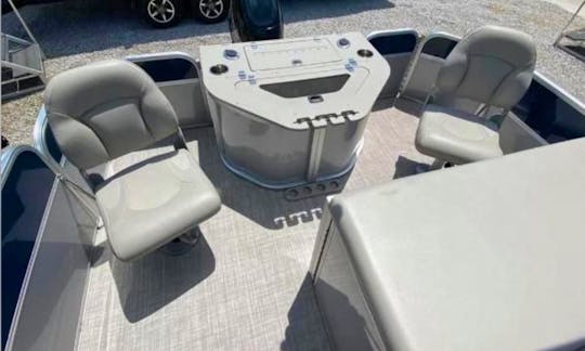 Party Pontoon 20' South Bay with Captain and Fuel included on Percy Priest, TN