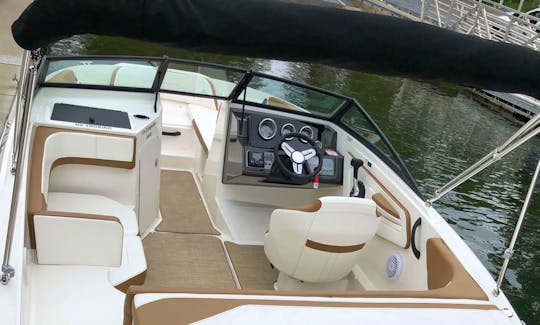SeaRay 190 SPX boat with 200 PS in Vir
