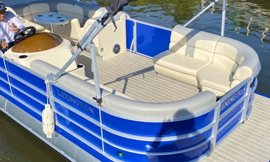 23' Brand New Lexington Pontoon Boats 2022 Model for up to 12 people