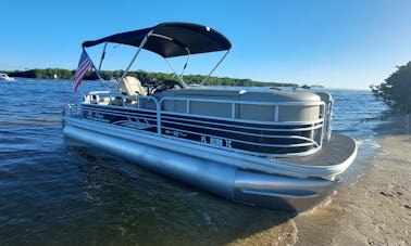  2021 Pontoon - SUNTRACKER SPORTFISH - in Cape Coral FL - up to 10 people!