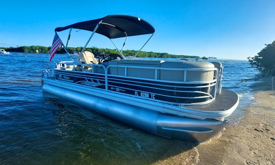 BRAND NEW! 2021 Pontoon - SUNTRACKER - Power in Cape Coral