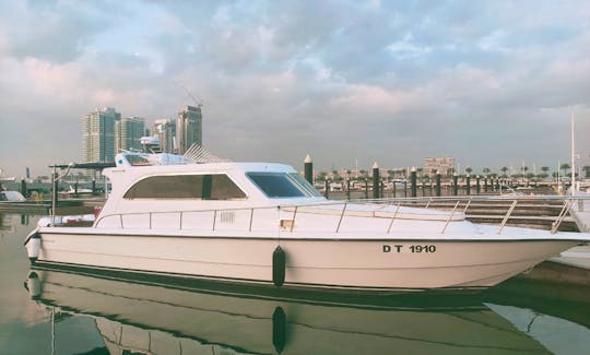 Have an unforgettable time in Dubai, United Arab Emirates on 42ft Sport mini yacht