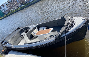 Corsiva 595 Cruiser in Delft