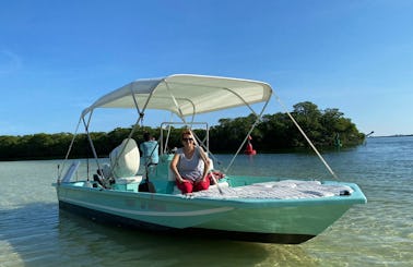Private Fun Boat experience Cancun lake & Bay and sightseeing 19ft