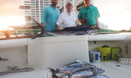 Cabo Deep Sea Fishing Charter in Cancún Isla Mujeres