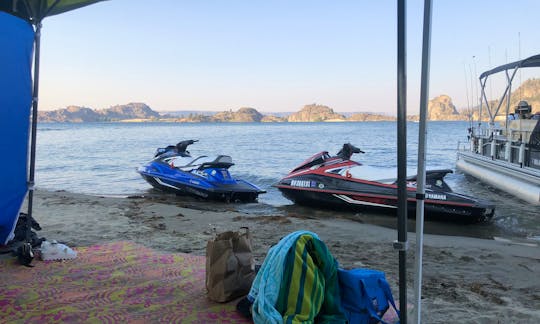 2016 Yamaha Waverunner VX Deluxe (Red) in Grand Coulee area