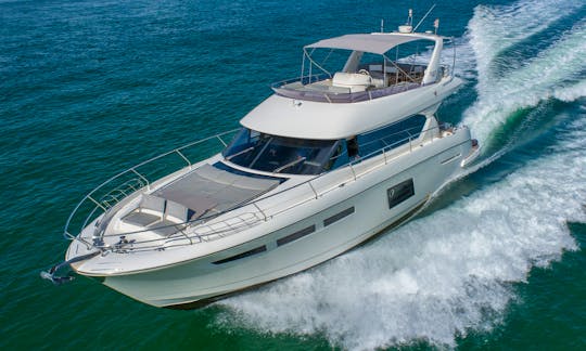 63' Prestige Luxury Yacht