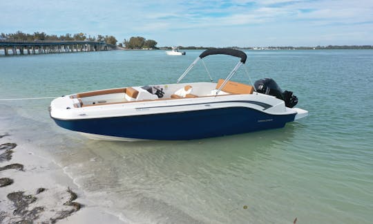 New 2022 BAYLINER DX2000!!! Spacious and perfect for cruising around AMI!